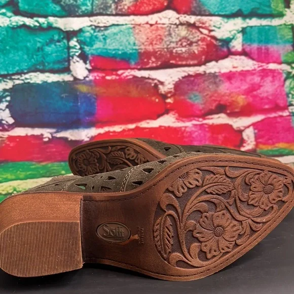 Sofft Ankle Bootie “Westwood II” - Picture 12 of 13